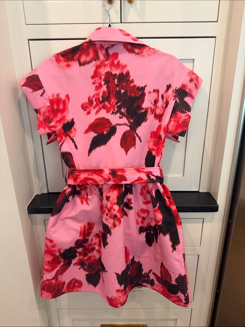 Tuckernut Cerise Blossom Floral Pink Belted Shirt Dress, size small, like new - Picture 4 of 6